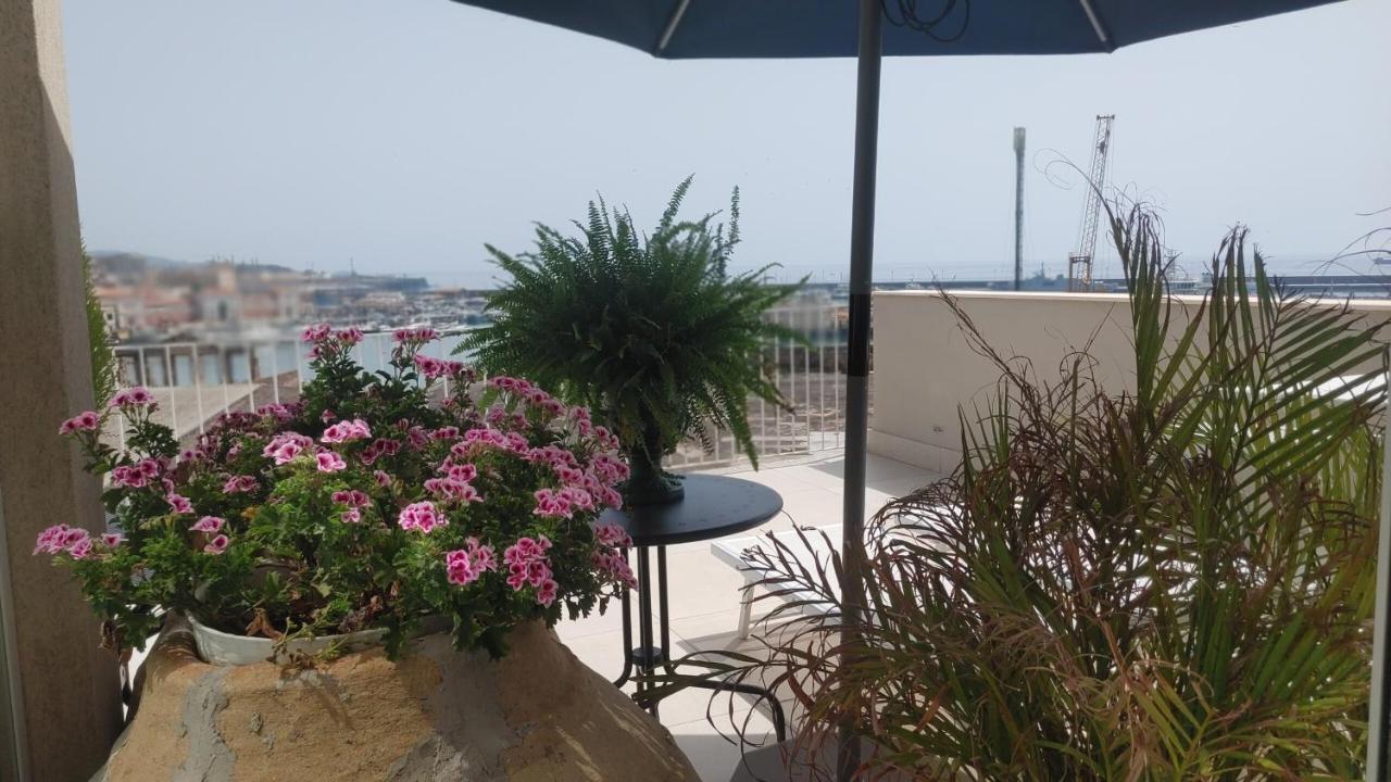Attico Sul Porto Di Catania E Vista Vulcano Extérieur photo